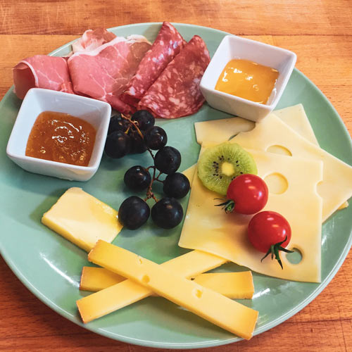 Käse- und Wurstplatte
